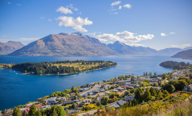 Queenstown views of Lake Wakatipu with dramatic New Zealand mountains and scenic alpine landscape